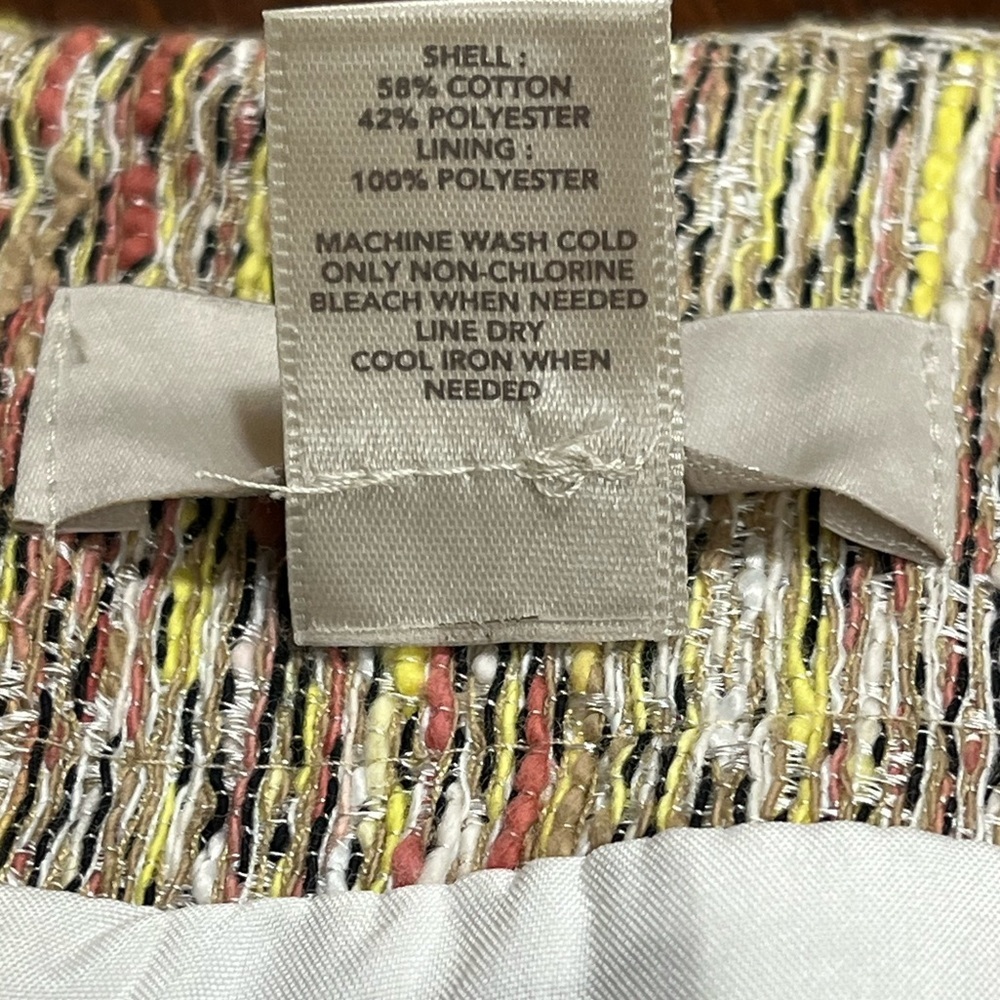 Loft/women’s tweed skirt, size 0, 18” long - Picture 7 of 8
